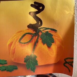 New‎ Fall Crafts Pumpkin Felt Kit Makes 6